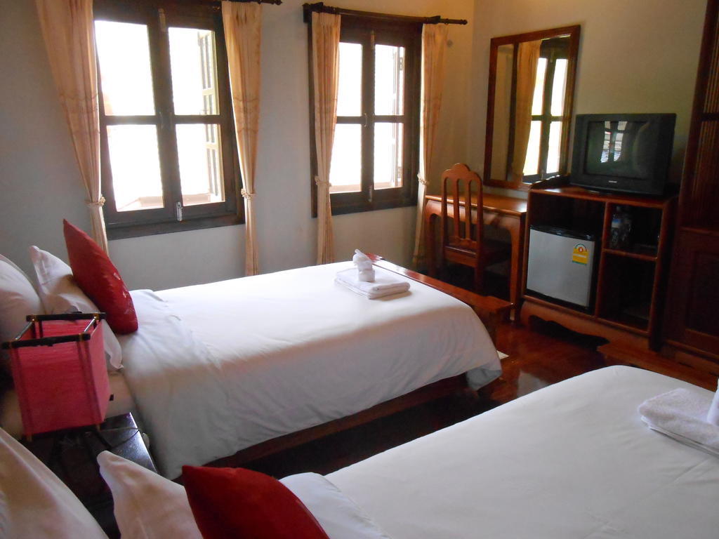 Phounsab Guesthouse Luang Prabang Dış mekan fotoğraf